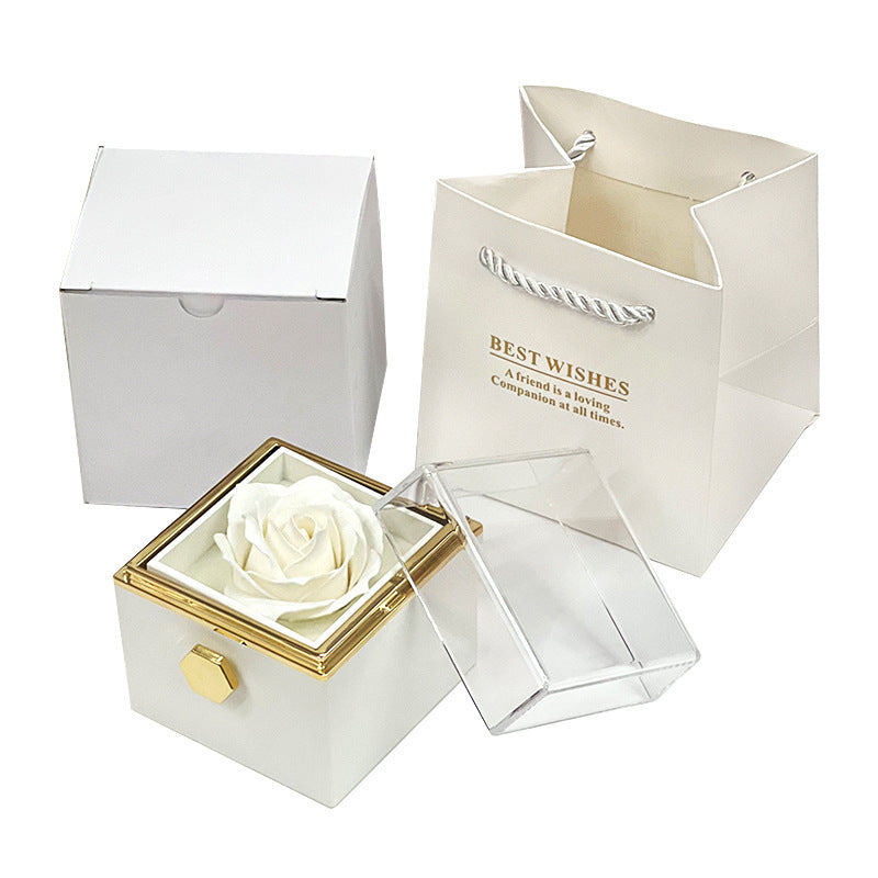 RoseBox regalo romantico per San Valentino